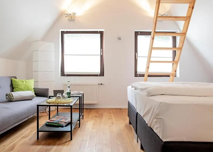 Cafe Eisgold * راتينغن