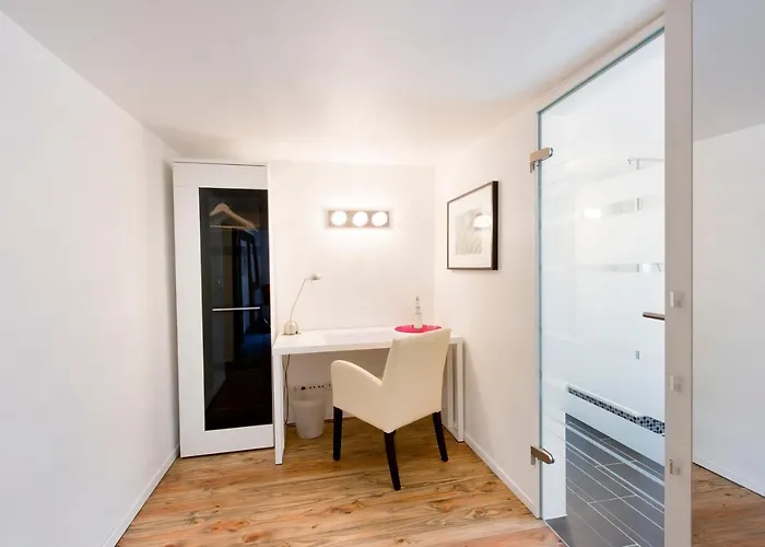 Cafe Eisgold فندق